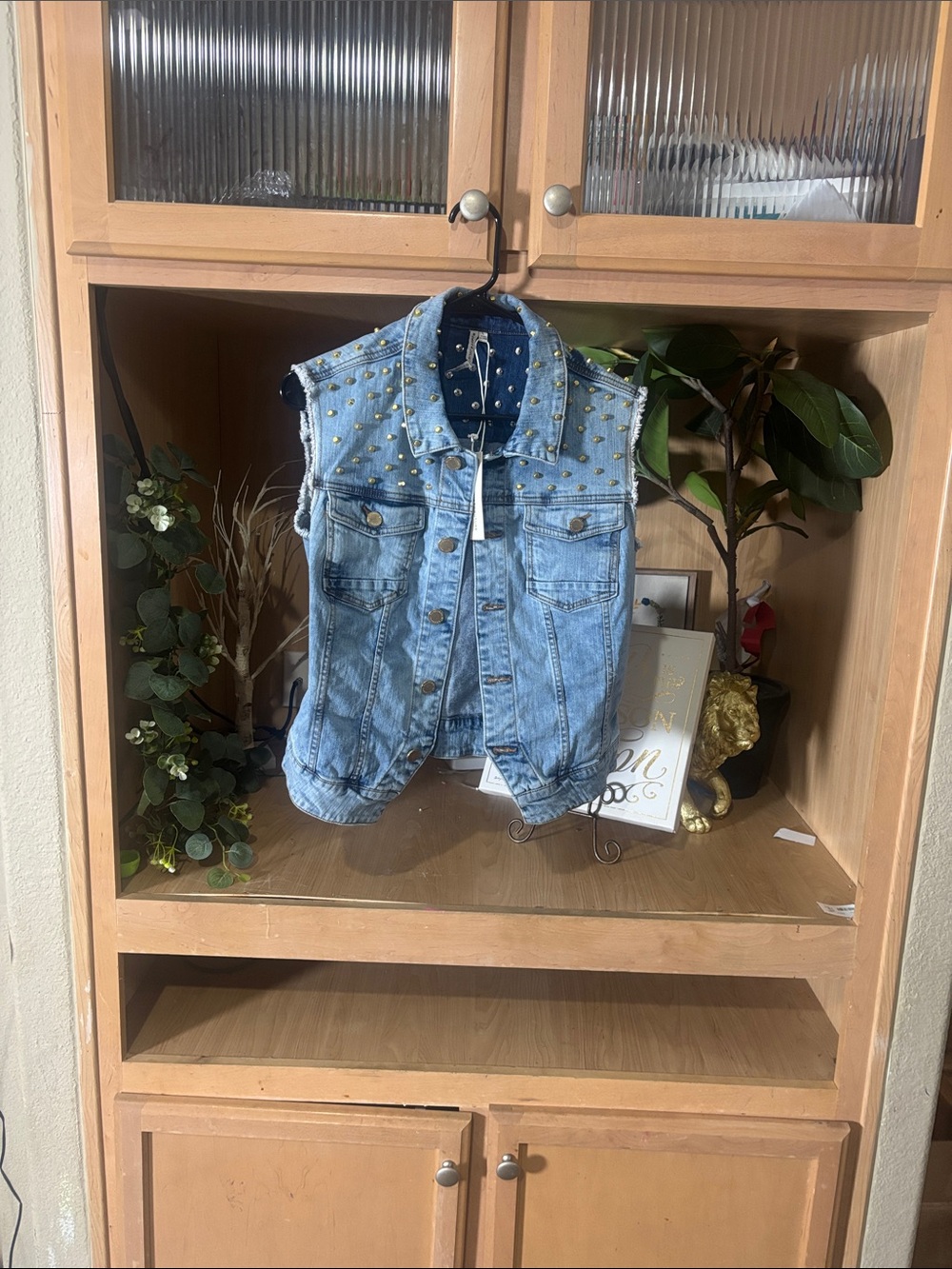 NWT Romeo & Juliet Couture Gold Studded Denim Jacket